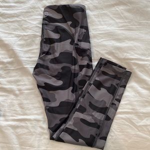 Black and Gray High Waist Camouflage Leggings